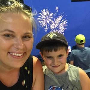 Meet your Posher, Amber